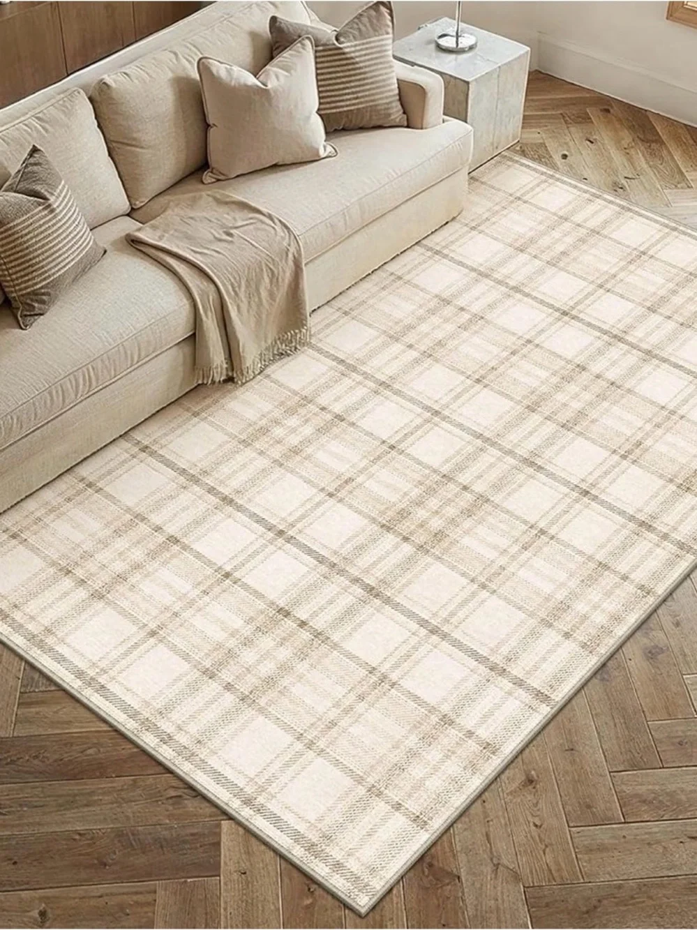 5 x 7 Beige Plaid Area Rug